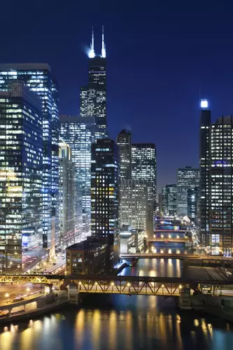 Chicago skyline at night