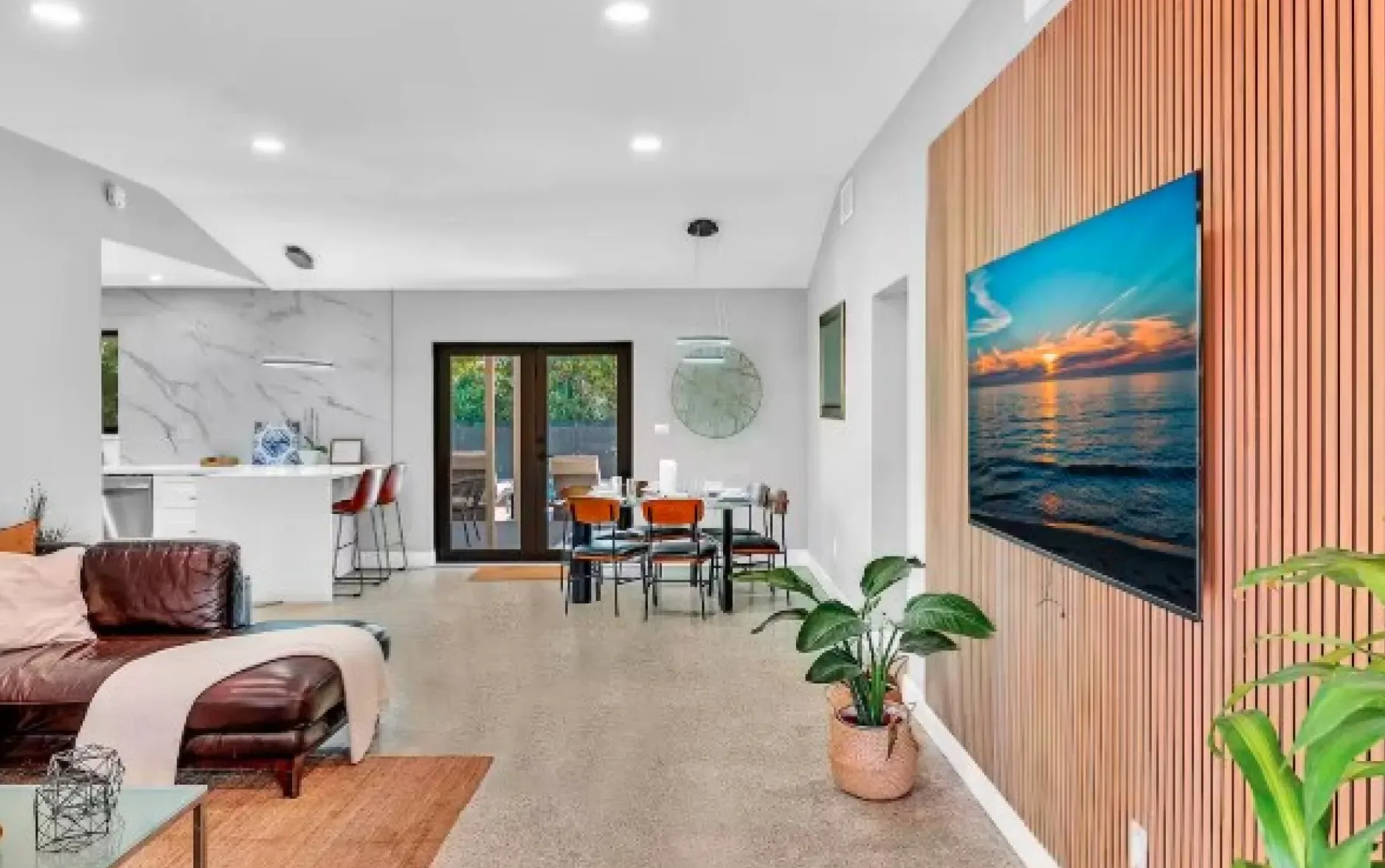 A bright, well-kept South Florida living space